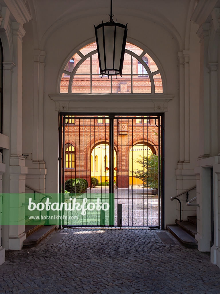 451070 - Backyard behind a stately passageway, Mauerstraße, Berlin, Germany