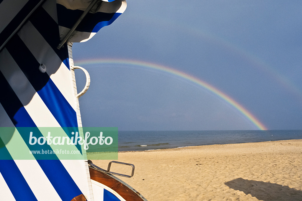 377037 - Beach chair and rainbow, Rügen, Germany