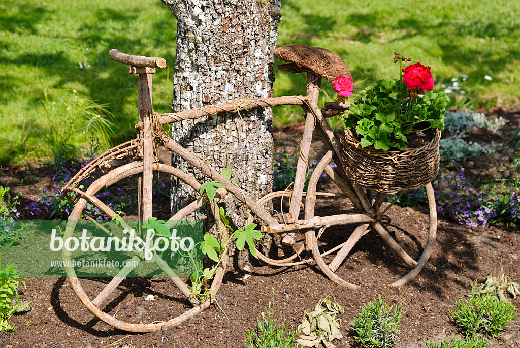 509140 - Bicycle made of twigs