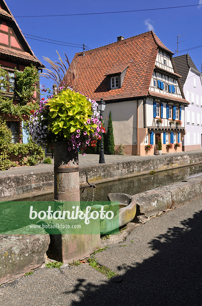 548076 - Fountain at the Lauter, Wissembourg, France