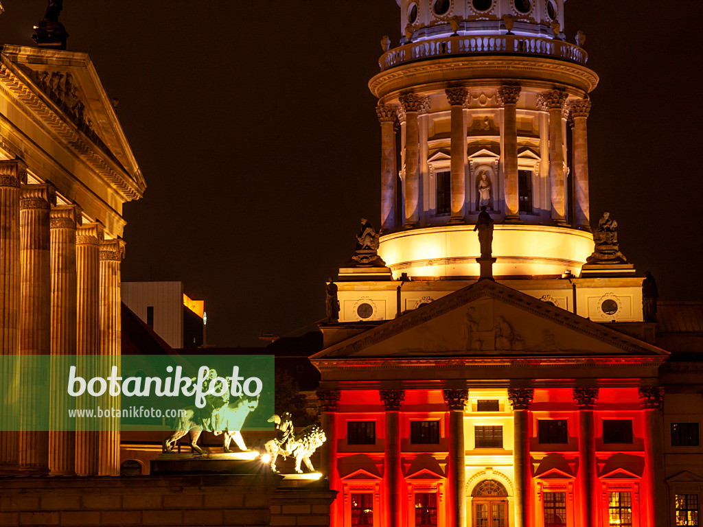 442151 - French Cathedral and Schauspielhaus, Gendarmenmarkt, Berlin, Germany