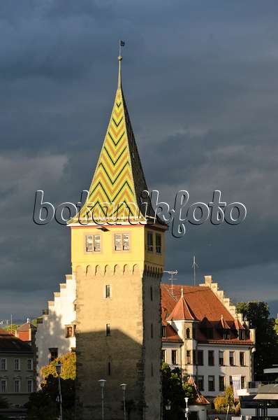 572096 - Abendsonne auf dem Mangturm, Lindau, Deutschland