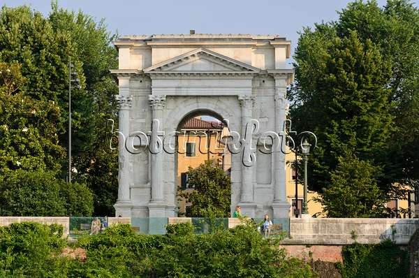 568052 - Arco dei Gavi, Verona, Italien