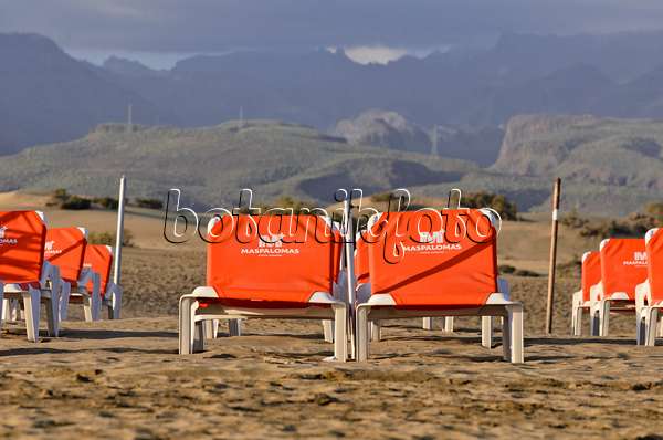 564230 - Liegestühle am Strand, Maspalomas, Gran Canaria, Spanien