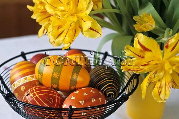 428298 - Bouquet of tulips with coloured Easter eggs