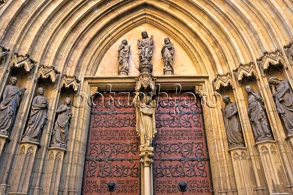 381073 - Cathedral door, Erfurt, Germany