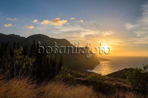 564221 - Côte occidentale au coucher de soleil, Gran Canaria, Espagne