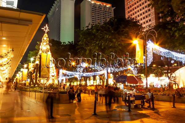 454131 - Décorations de Noël sur Orchard Road, Singapour