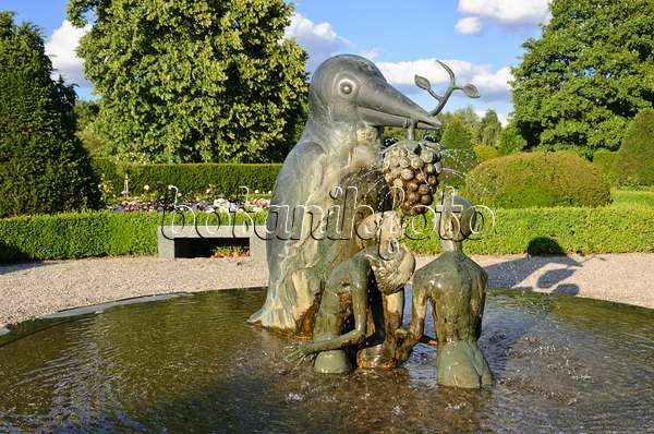 534028 - Fontaine aux oiseaux, Britzer Garten, Berlin, Allemagne