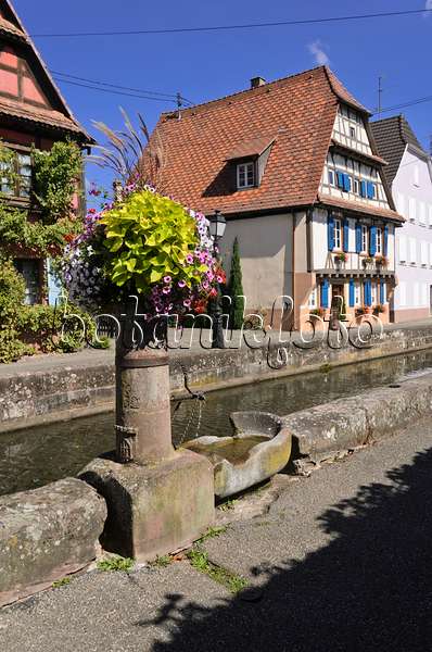 548076 - Fountain at the Lauter, Wissembourg, France