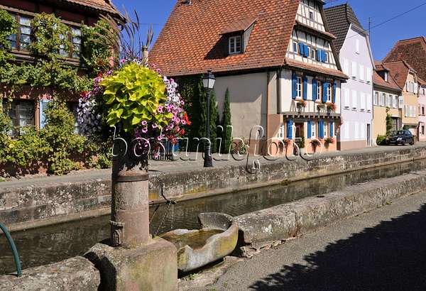 548077 - Fountain at the Lauter, Wissembourg, France