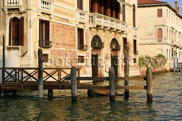 568085 - Palazzo Malipiero Venice, Venise, Italie