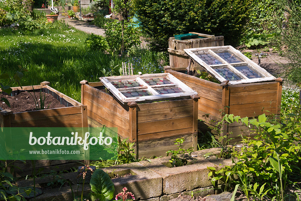 570052 - Home-made cold frame