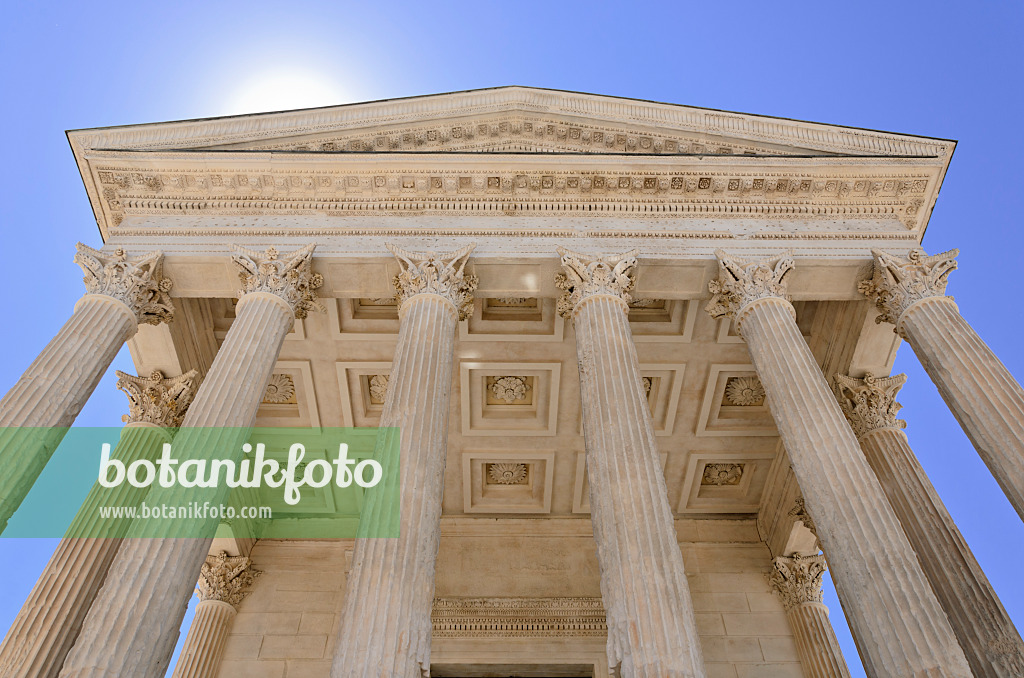 557243 - Maison Carrée, Nîmes, France