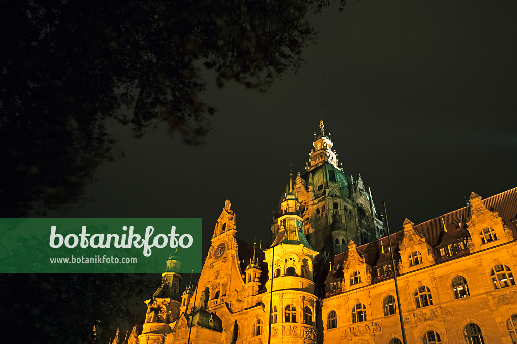 384018 - New Town Hall, Hanover, Germany