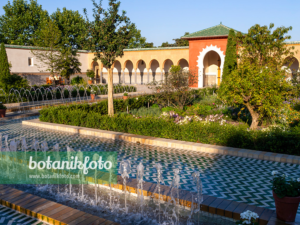 429027 - Oriental Garden, Erholungspark Marzahn, Berlin, Germany