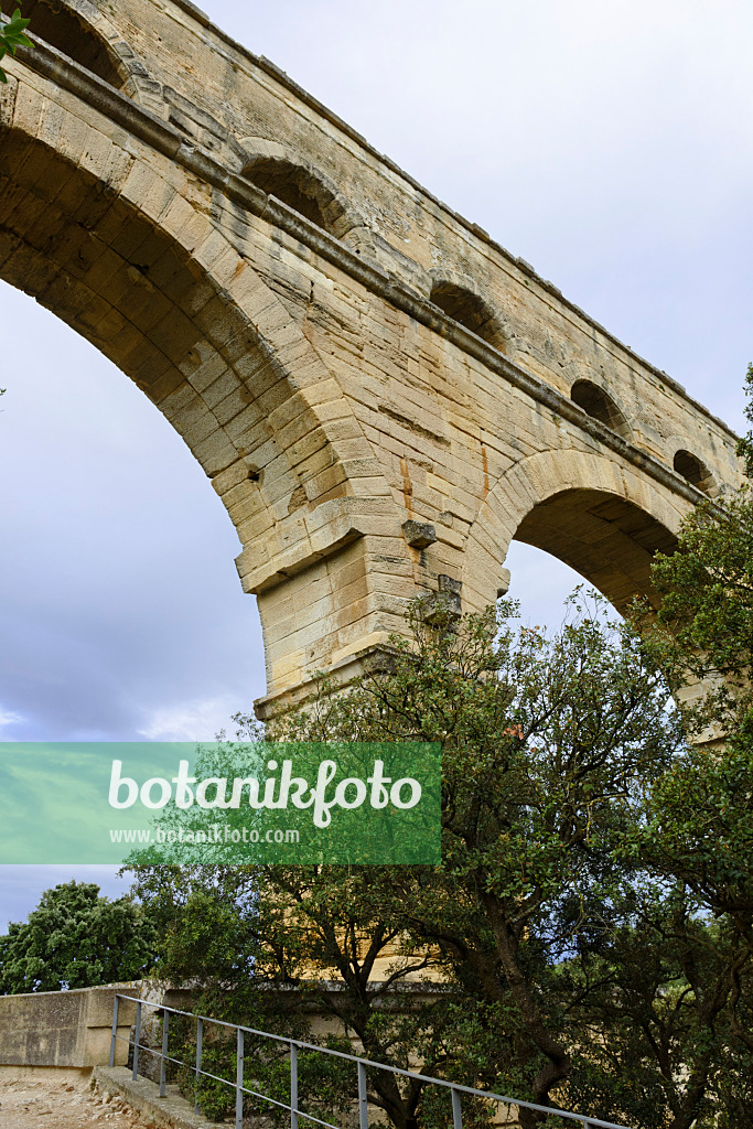 557085 - Pont du Gard, Languedoc-Roussillon, Frankreich