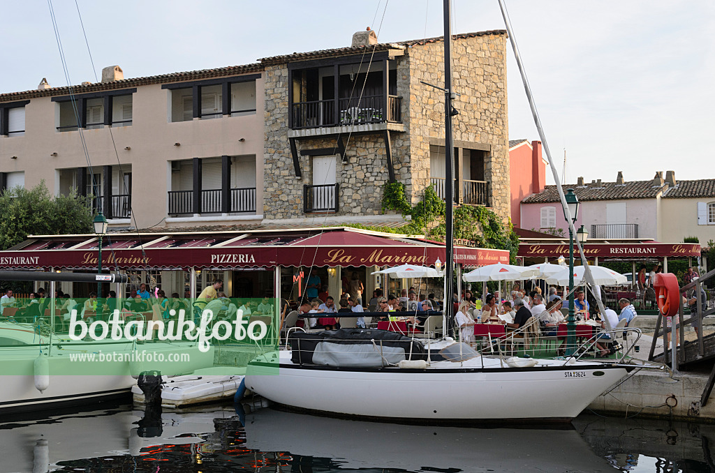 569066 - Restaurant at the marina, Port de Grimaud, France
