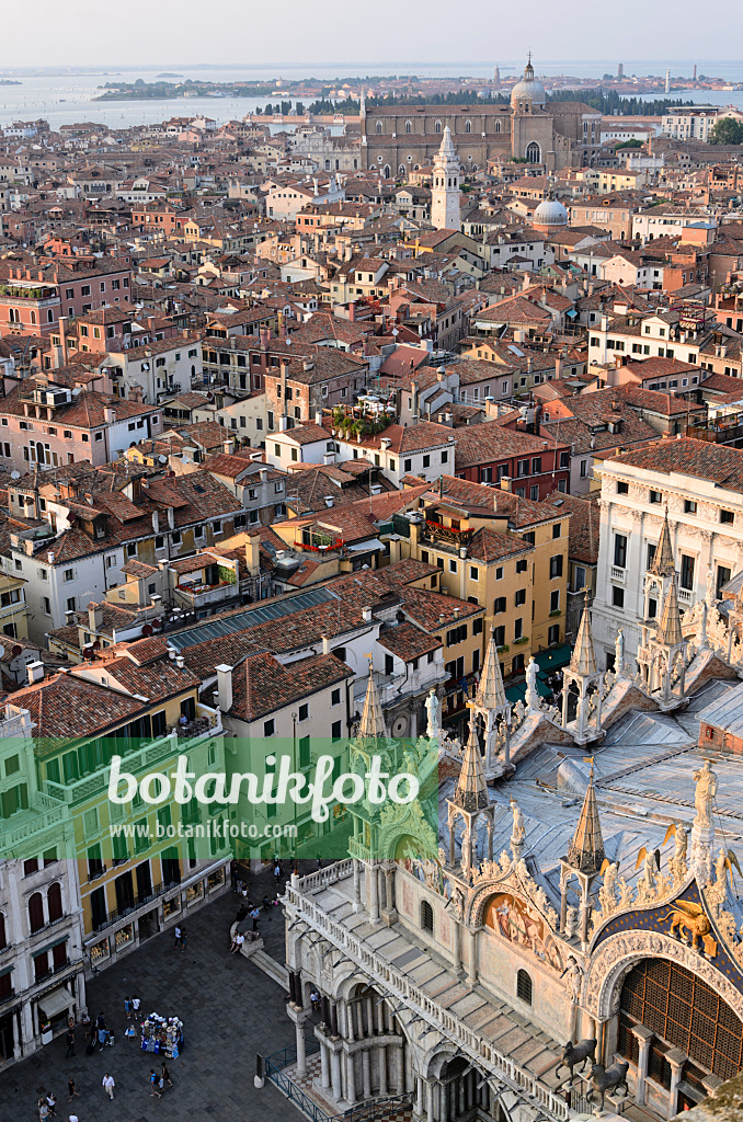 568105 - St Mark's Square and St Mark's Basilica, Venice, Italy
