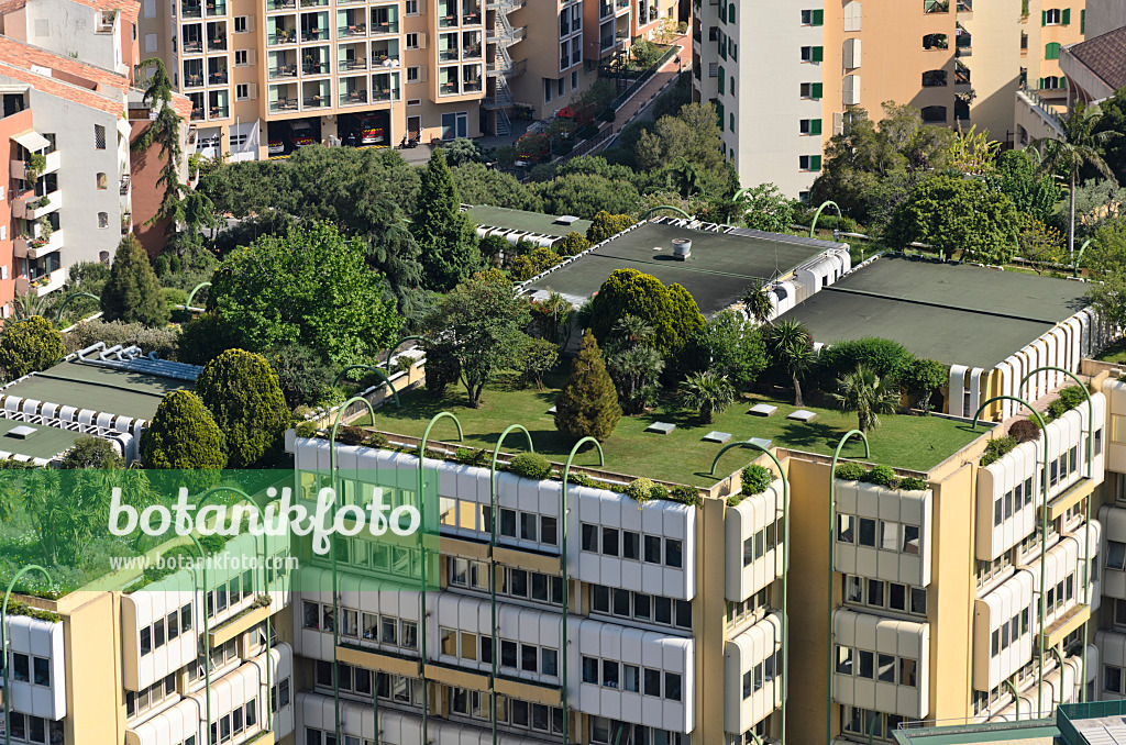 533073 - Toit en terrasse sur un bâtiment administratif, Monaco