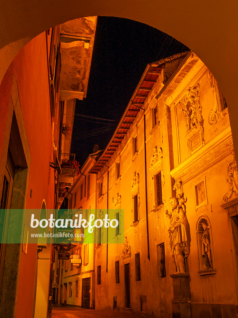 414146 - Vieille ville, Locarno, Suisse