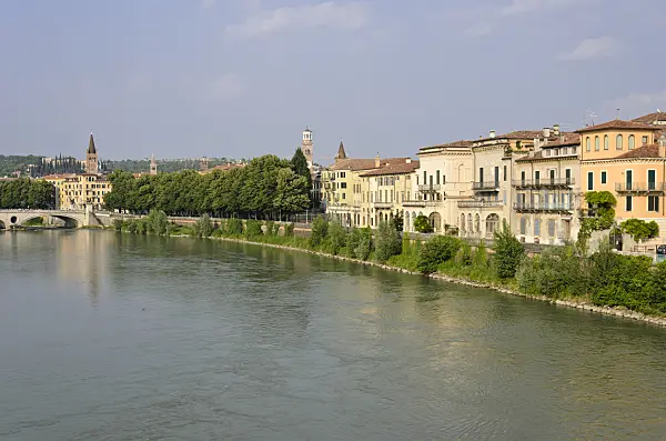 568050 - Adige and Ponte della Vittoria, Verona, Italy
