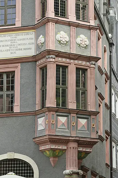 559045 - Alte Ratsapotheke at the market place, Görlitz, Germany