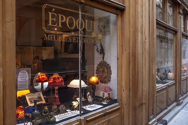 453169 - Antique shop in the old town, Geneva, Switzerland