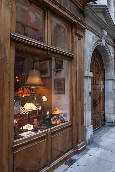 453171 - Antique shop in the old town, Geneva, Switzerland