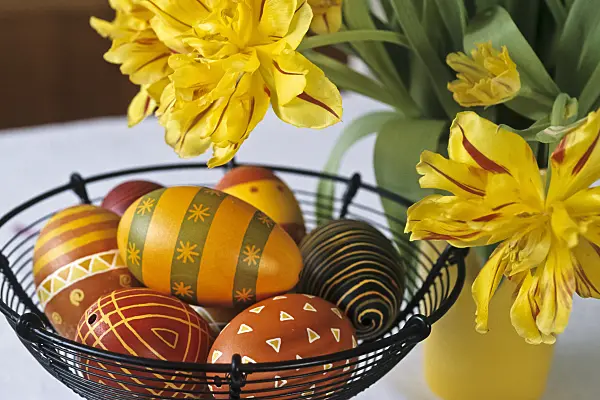 428298 - Bouquet of tulips with coloured Easter eggs