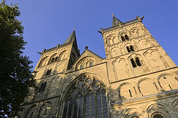 560038 - Cathedral, Xanten, Germany