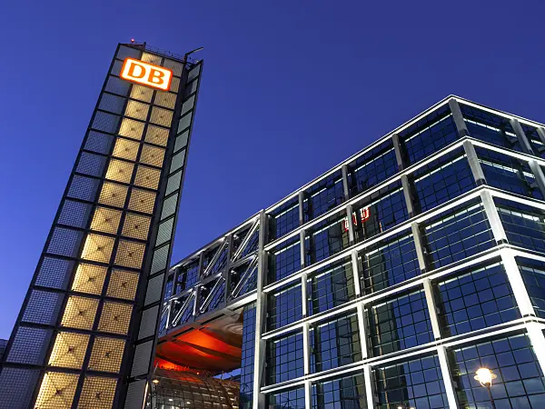 451033 - Central Station, Berlin, Germany