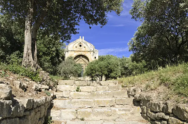 557194 - Chapelle Saint-Gabriel, Alpilles, Provence, France