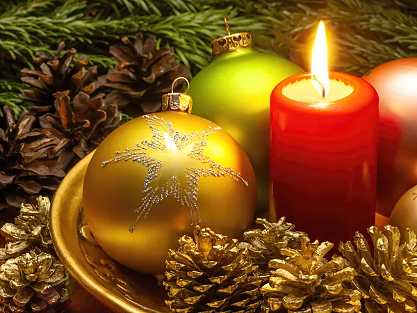 444049 - Christmas decoration with Christmas tree balls