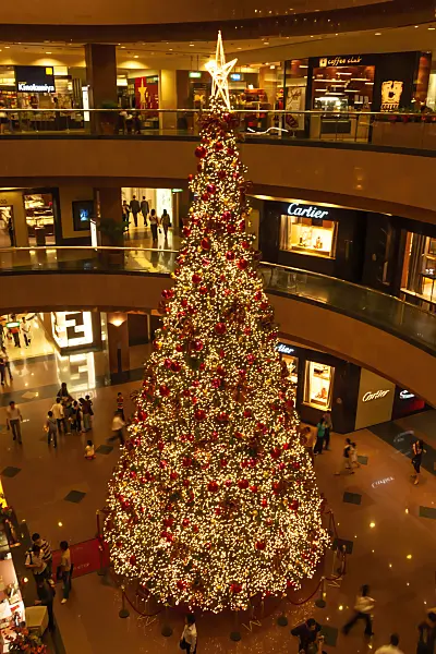 454130 - Christmas tree in a shopping centre, Singapore