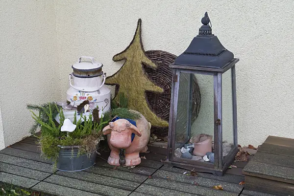 527024 - Décoration de Noël avec une lampe tempête