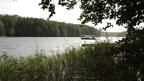 512056 - Ferry on Lake Liepnitzsee, Brandenburg, Germany