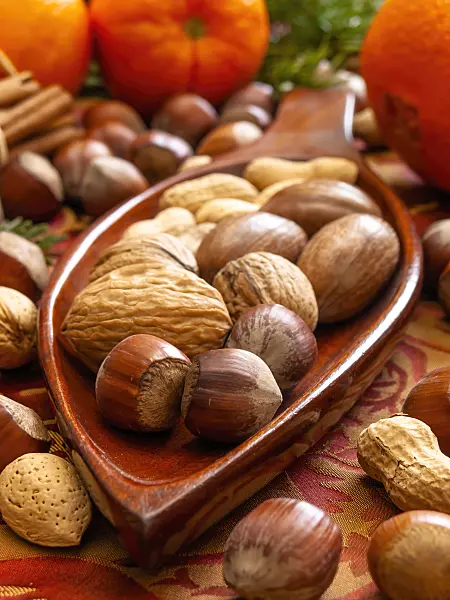 444060 - Filbert (Corylus maxima), English walnut (Juglans regia) and peanut (Arachis hypogaea)