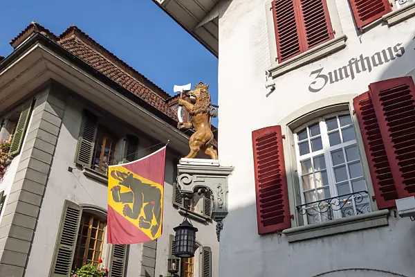 453122 - Guild house on Rathausplatz, Thun, Switzerland