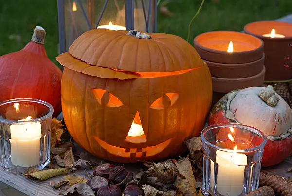 460037 - Halloween pumpkin with storm lamps