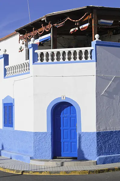 564204 - House with blue door, Puerto de las Nieves, Gran Canaria, Spain