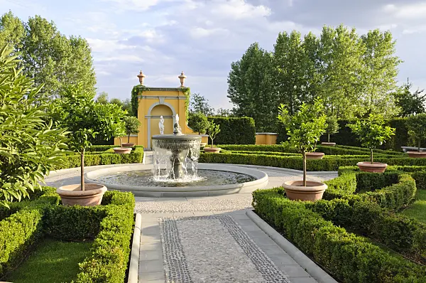 486233 - Italian Renaissance Garden, Erholungspark Marzahn, Berlin, Germany