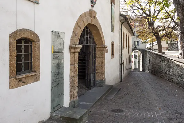 453106 - Musée cantonal d'archéologie dans la rue des Chateaux, Sion, Suisse