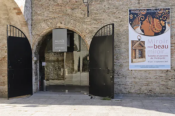 569030 - Musée d'archéologie dans la Bastion Saint-André, Antibes, France