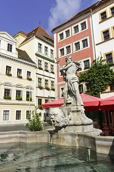 559053 - Neptune Fountain and buildings at the market place, Görlitz, Germany