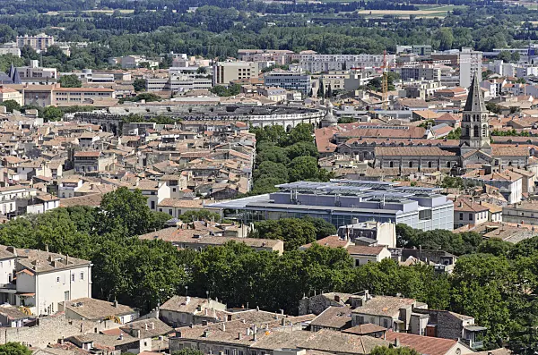 557302 - Nîmes, France