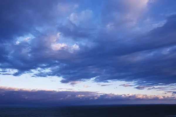 372034 - Nuages du soir au-dessus de la mer Baltique, Usedom, Allemagne
