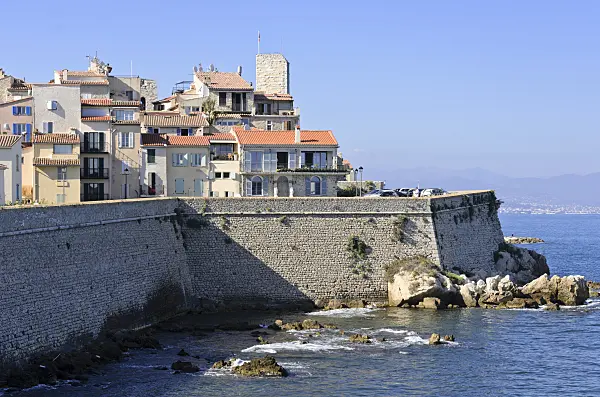 569031 - Old town, Antibes, France