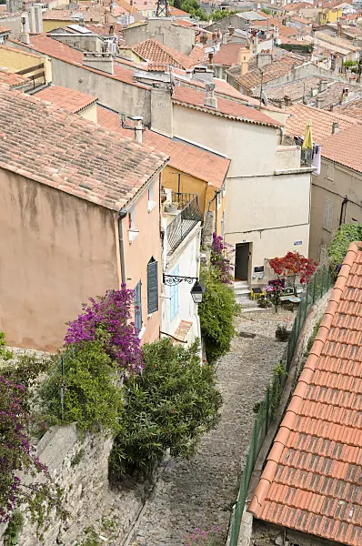 533110 - Old town, Hyères, France