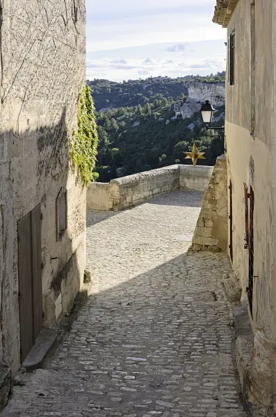 557127 - Old town, Les Baux-de-Provence, Provence, France